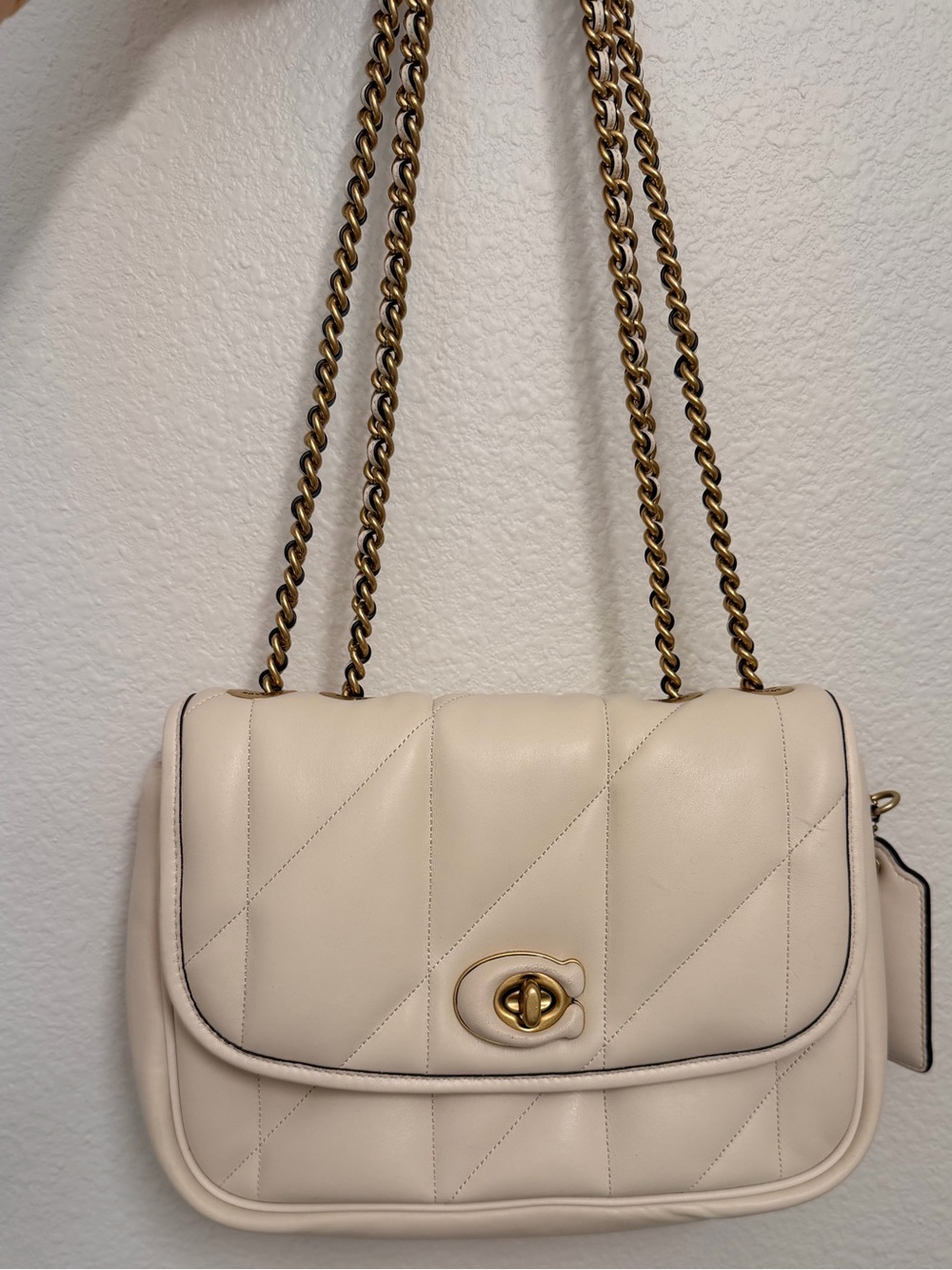 Coach Cream Quilted Shoulder Bag with Gold Chain Strap